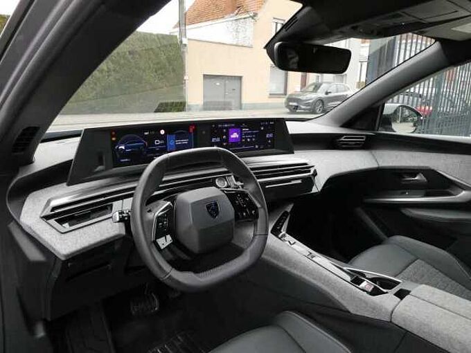 Peugeot 5008 1.2 i MHEV automaat 145pk 7 plaatsen Allure Camera '25 31000km (36684)