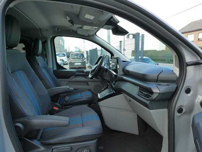 Ford Transit Custom L1 Multi-Use SPORT Raptor 5pl 2.5 i PHEV 233pk Automaat (14475)