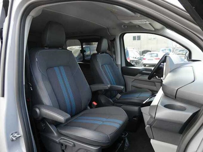 Ford Transit Custom L1 Multi-Use SPORT Raptor 5pl 2.5 i PHEV 233pk Automaat (14475)