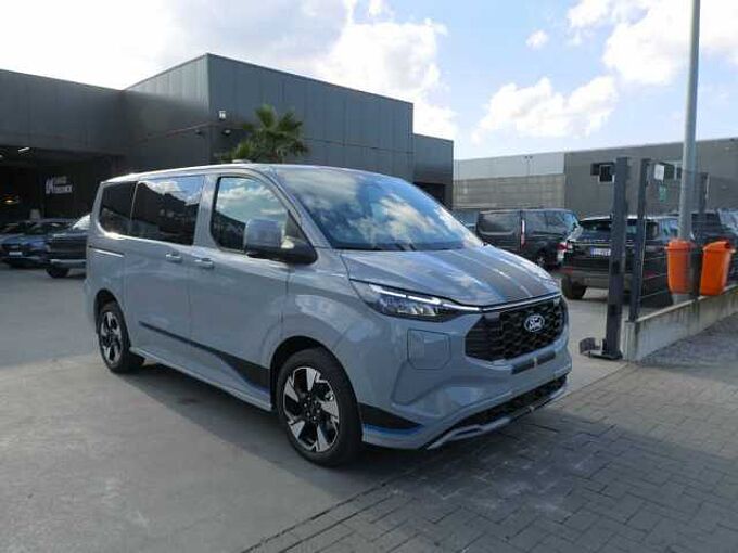 Ford Transit Custom L1 Multi-Use SPORT 5pl 2.5 i PHEV 233pk Automaat STOCK (14475)
