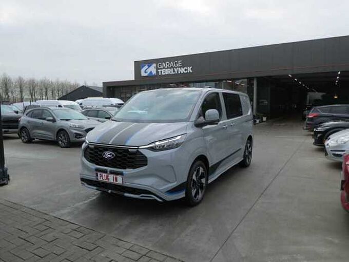 Ford Transit Custom L1 Multi-Use SPORT 5pl 2.5 i PHEV 233pk Automaat STOCK (18845)