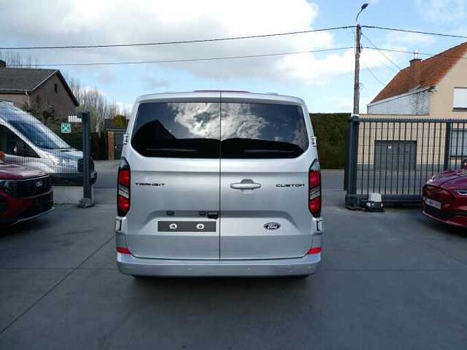 Ford Transit Custom DCAB L2 5 plaatsen 2.0D 170pk Automaat Limited BLIS ACC STOCK (17651)