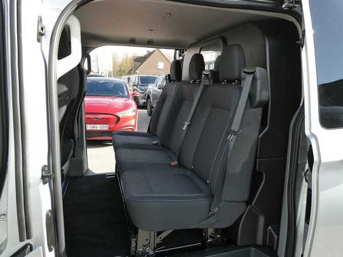 Ford Transit Custom DCAB L2 5 plaatsen 2.0D 170pk Automaat Limited BLIS ACC STOCK (17651)