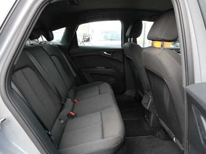 Audi Q4 Sportback E-Tron 35 170pk Business Luxe ACC Camera '22 31000km (06481)
