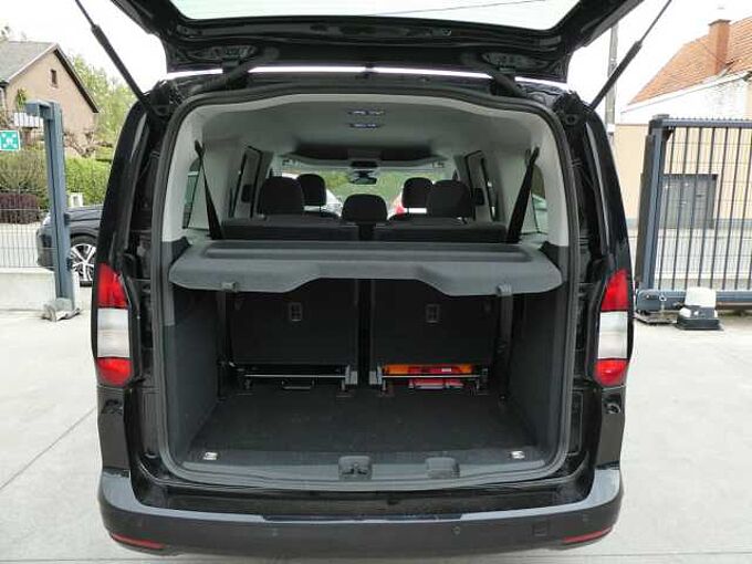 Ford Tourneo Connect L2 7pl 1.5 i 115pk Automaat Titanium ACC BLIS Camera '25 10000km (20039)