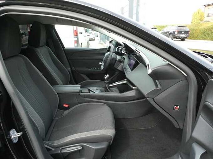 Peugeot 308 1.2 i benzine 110pk Business Camera 5d '22 53000km (17853)