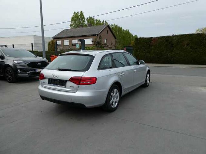 Audi A4 Avant 1.8 TFSi 120pk Business '10 191000km (12626)