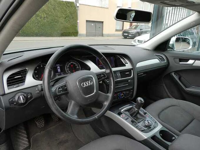Audi A4 Avant 1.8 TFSi 120pk Business '10 191000km (12626)