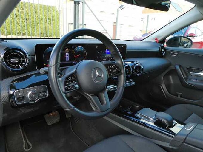 Mercedes-Benz A180 1.3 i 136pk Automaat Sport Business Camera '20 104000km (78311)