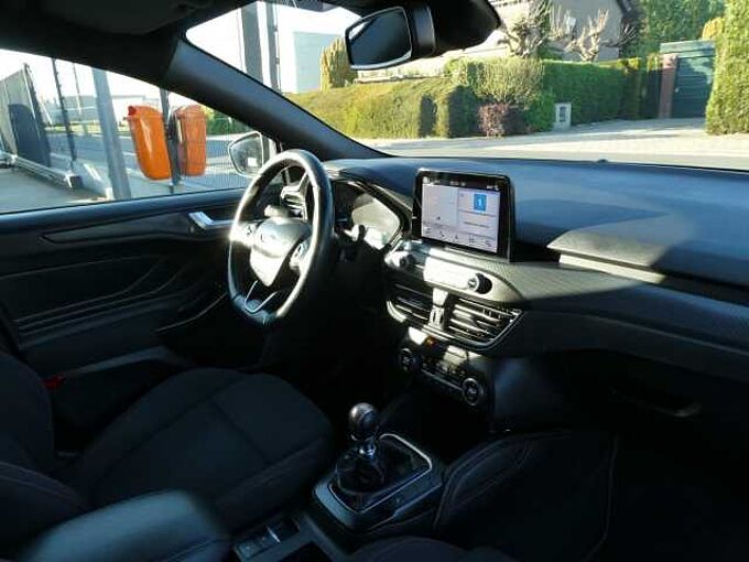 Ford Focus 5d 1.0 i ecoboost 125pk ST-Line '19 115000km (21804)