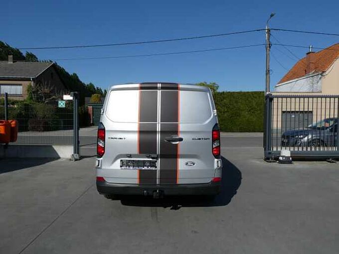 Ford Transit Custom L1 2.0 TDCi 136pk 3pl Trend Trekhaak Camera '24 10000km (56526)