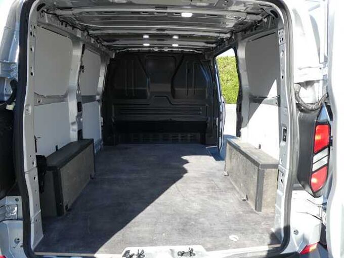 Ford Transit Custom L1 2.0 TDCi 136pk 3pl Trend Trekhaak Camera '24 10000km (56526)