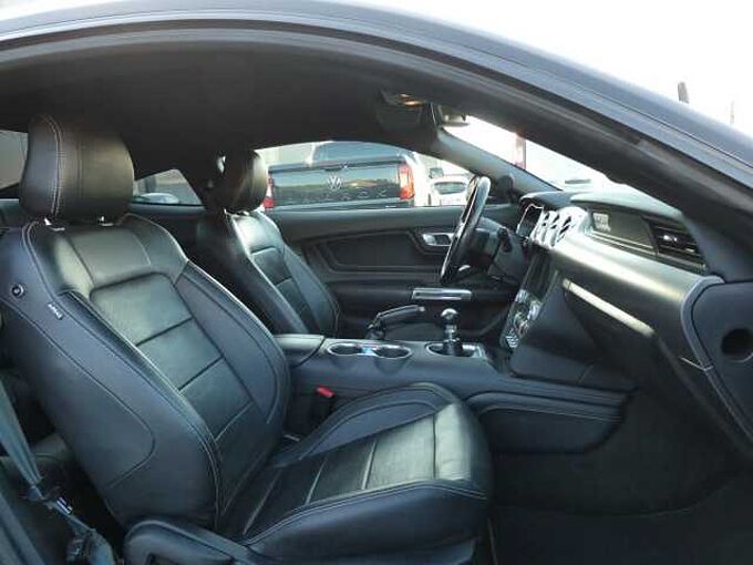 Ford Mustang Coupe 2.3 i 290pk Black Edition Sport '18 52000km (33915)
