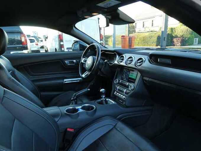 Ford Mustang Coupe 2.3 i 290pk Black Edition Sport '18 52000km (33915)