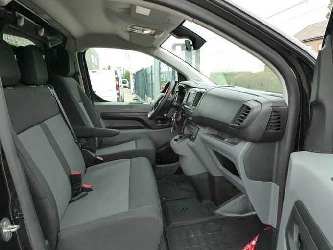 Citroen Jumpy L2 2.0 HDi 180pk Automaat 3pl Business Camera '17 (22094)
