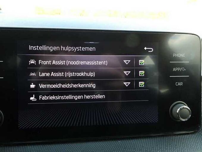 SKODA Fabia 1.0 TSi 110pk Automaat Business '24 22000km (38204)