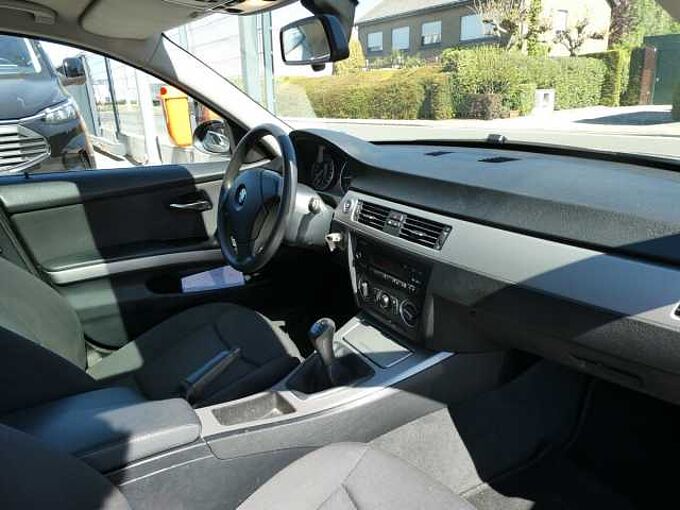 BMW 318i Break 2.0 i 140pk Business Sport Pano '08 141000km (50623)