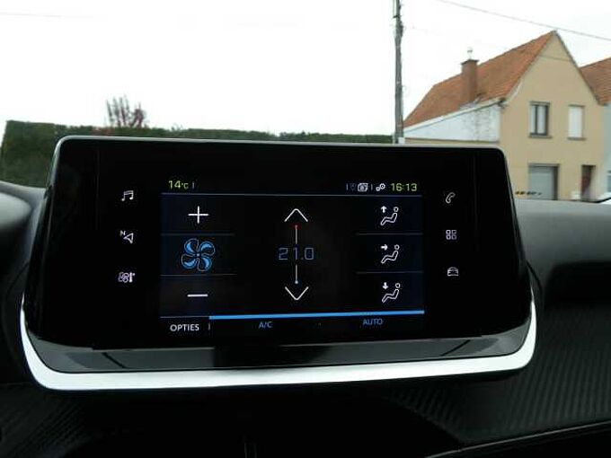Peugeot 2008 Electric 136pk Automaat Allure '22 54000km (24172)