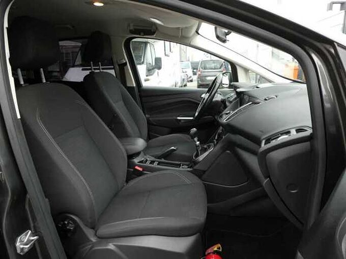 Ford C-Max 1.5 TDCi 95pk Business Luxe Trekhaak '17 137000km (30791)