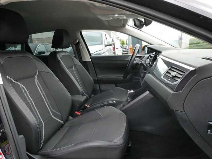 Volkswagen Taigo 1.0 TSi 110pk Automaat Business Luxe Camera '22 34000km (54003)