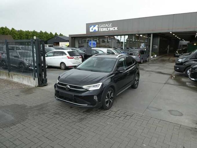 Volkswagen Taigo 1.0 TSi 110pk Automaat Business Luxe Camera '22 34000km (54003)