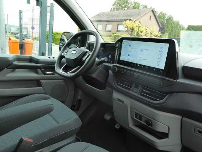 Ford Transit Custom L2 Multi-Use 6pl 2.0 TDCi 170pk Automaat Limited Luxe STOCK (25903)