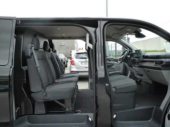 Ford Transit Custom L2 Multi-Use 6pl 2.0 TDCi 170pk Automaat Limited Luxe STOCK (25903)