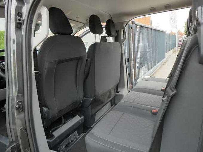 Ford Transit Custom L2 Multi-Use 6pl 2.0 TDCi 170pk Automaat Limited Luxe STOCK (25905)