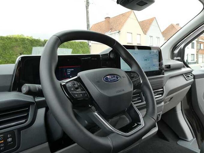 Ford Transit Custom L2 Multi-Use 6pl 2.0 TDCi 170pk Automaat Limited Luxe STOCK (25905)