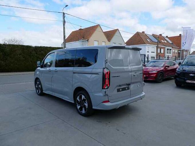 Ford Transit Custom L1 Multi-Use SPORT Raptor 5pl 2.5 i PHEV 233pk Automaat (14458)