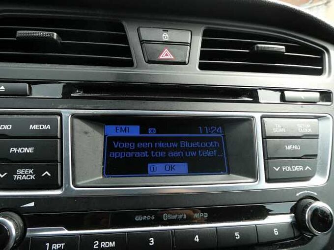 Hyundai i20 5d 1.2 i 85pk Business '15 127000km (50160)