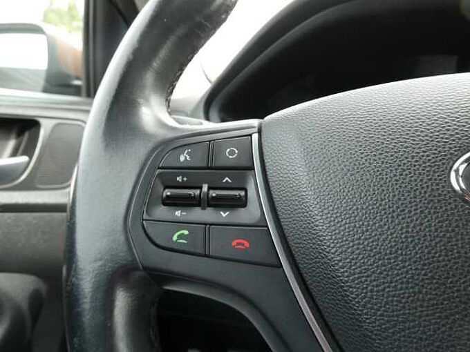 Hyundai i20 5d 1.2 i 85pk Business '15 127000km (50160)