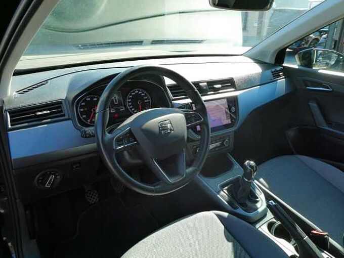 SEAT Arona 1.0 i benzine 115pk Business Camera '19 44000km (27864)