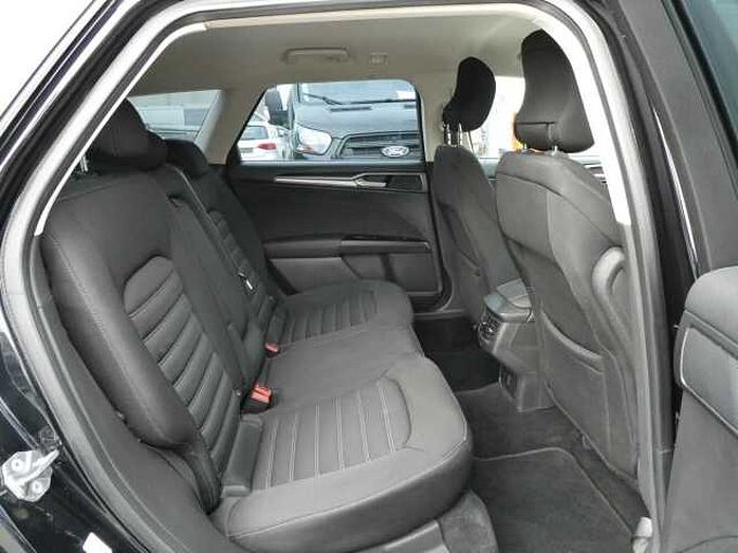 Ford Mondeo Break 1.6 TDCi 115pk Titanium '16 203000km (03029)