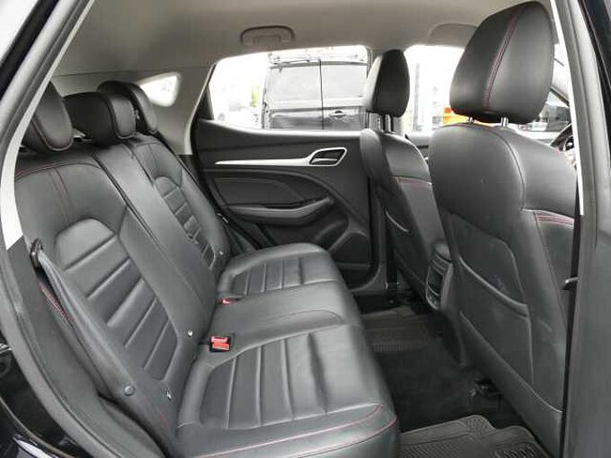 MG MG ZS 1.5 i benzine 106pk Luxury 360 Cam '24 38000km (64947)