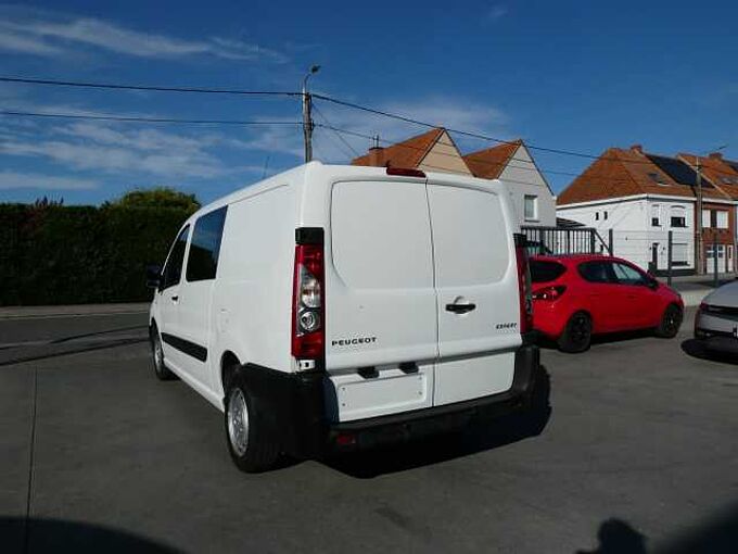 Peugeot Expert L2 Dubbele Cabine 6pl 2.0 HDi 128pk '13 84000km (21567)