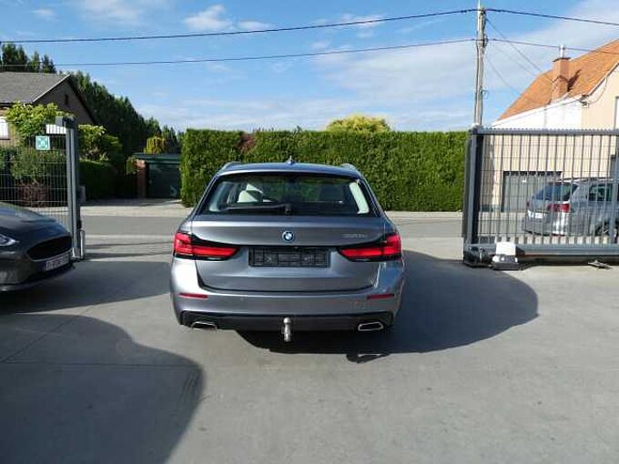 BMW 520e Touring PHEV 204pk automaat Luxuy Leder Camera BLIS Trekhaak (94635)