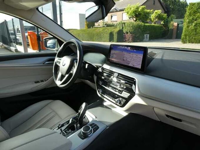BMW 520e Touring PHEV 204pk automaat Luxuy Leder Camera BLIS Trekhaak (94635)