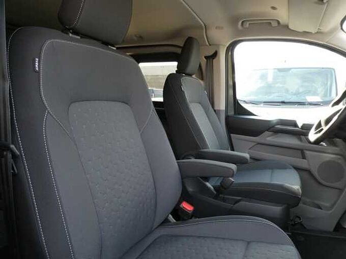 Ford Transit Custom Multi-Use 5pl Limited automaat L1 2.0D 170pk Trekhaak 360° BLIS ACC (23125)