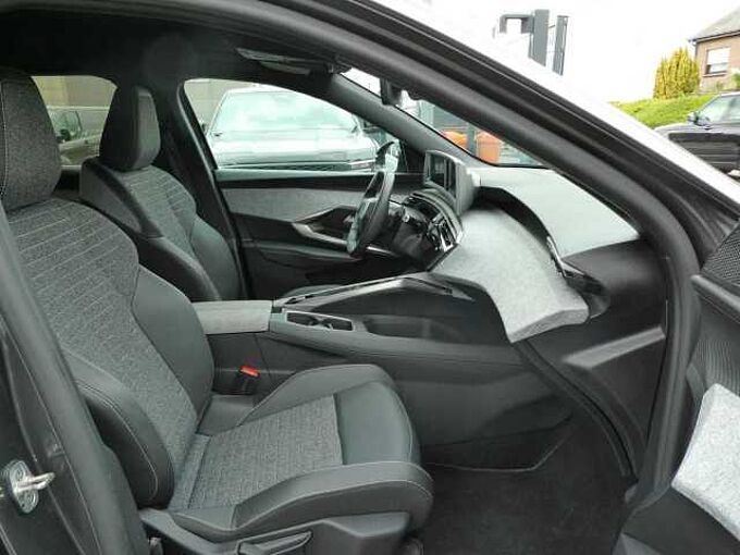 Peugeot 5008 1.2 i MHEV automaat 145pk 7 plaatsen Allure Camera '25 28000km (66751)