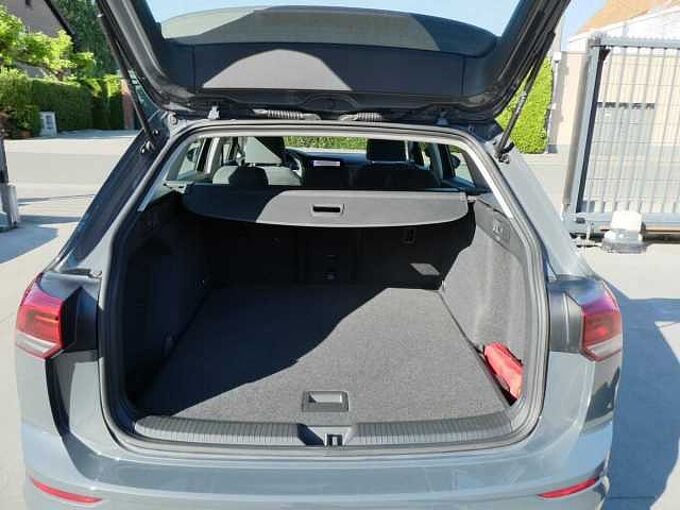 Volkswagen Golf Break 1.0 eTSI 110pk MHEV Automaat Business BLIS ACC Camera (43546)