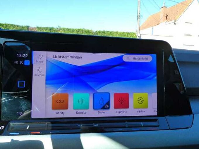 Volkswagen Golf Break 1.0 eTSI 110pk MHEV Automaat Business BLIS ACC Camera (43546)