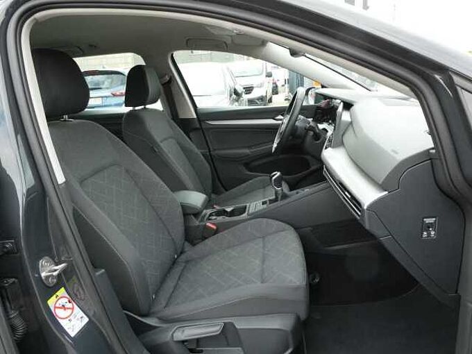 Volkswagen Golf Break 1.0 TSI 110pk Business Luxe ACC Camera '22 24000km (11101)