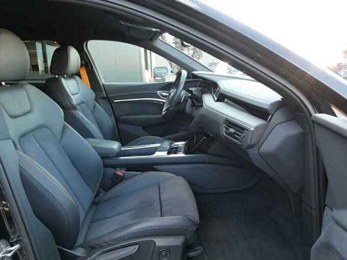 Audi E-tron 50 Quattro 313pk 2x S-Line Black Edition (18585)
