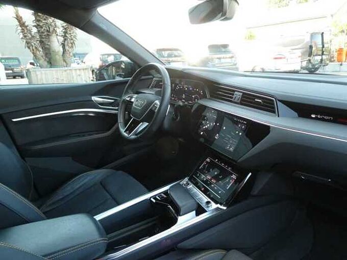 Audi E-tron 50 Quattro 313pk 2x S-Line Black Edition (18585)