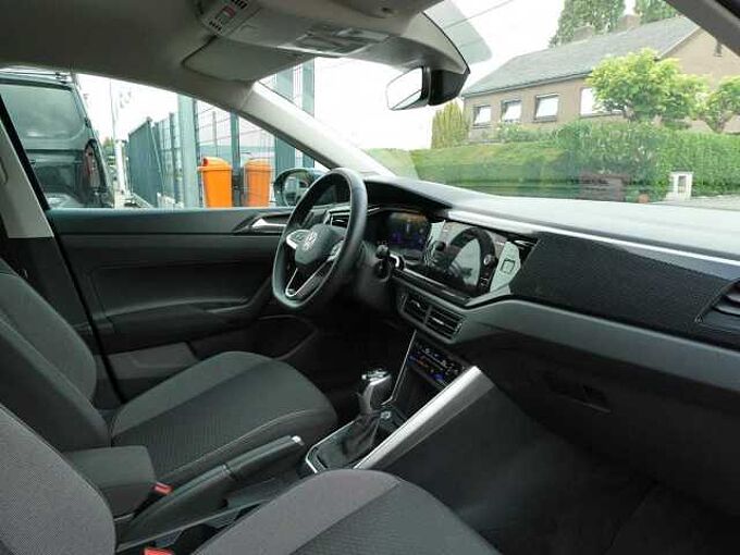 Volkswagen Taigo 1.0 TSi 110pk Automaat Business Luxe Camera '25 11000km (51491)