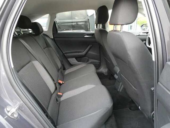 Volkswagen Taigo 1.0 TSi 110pk Automaat Business Luxe Camera '25 11000km (51491)