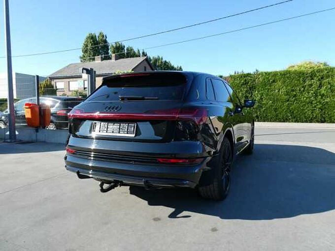 Audi E-tron 50 Quattro 313pk 2x S-Line Black Edition Trekhaak (17489)