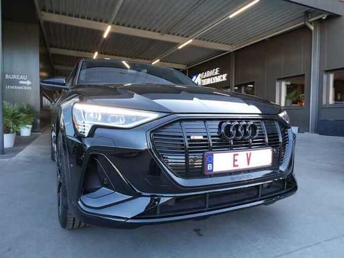Audi E-tron 50 Quattro 313pk 2x S-Line Black Edition Trekhaak (17489)