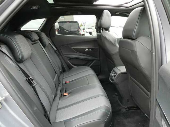 Peugeot 3008 1.6 i PHEV automaat 180pk Allure Pano Camera '24 10000km (15113)